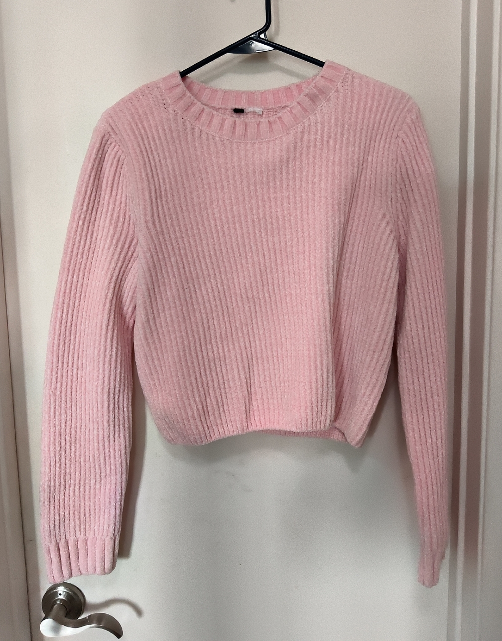 H&M Divided Light Pink Ribbed Crewneck Sweater
